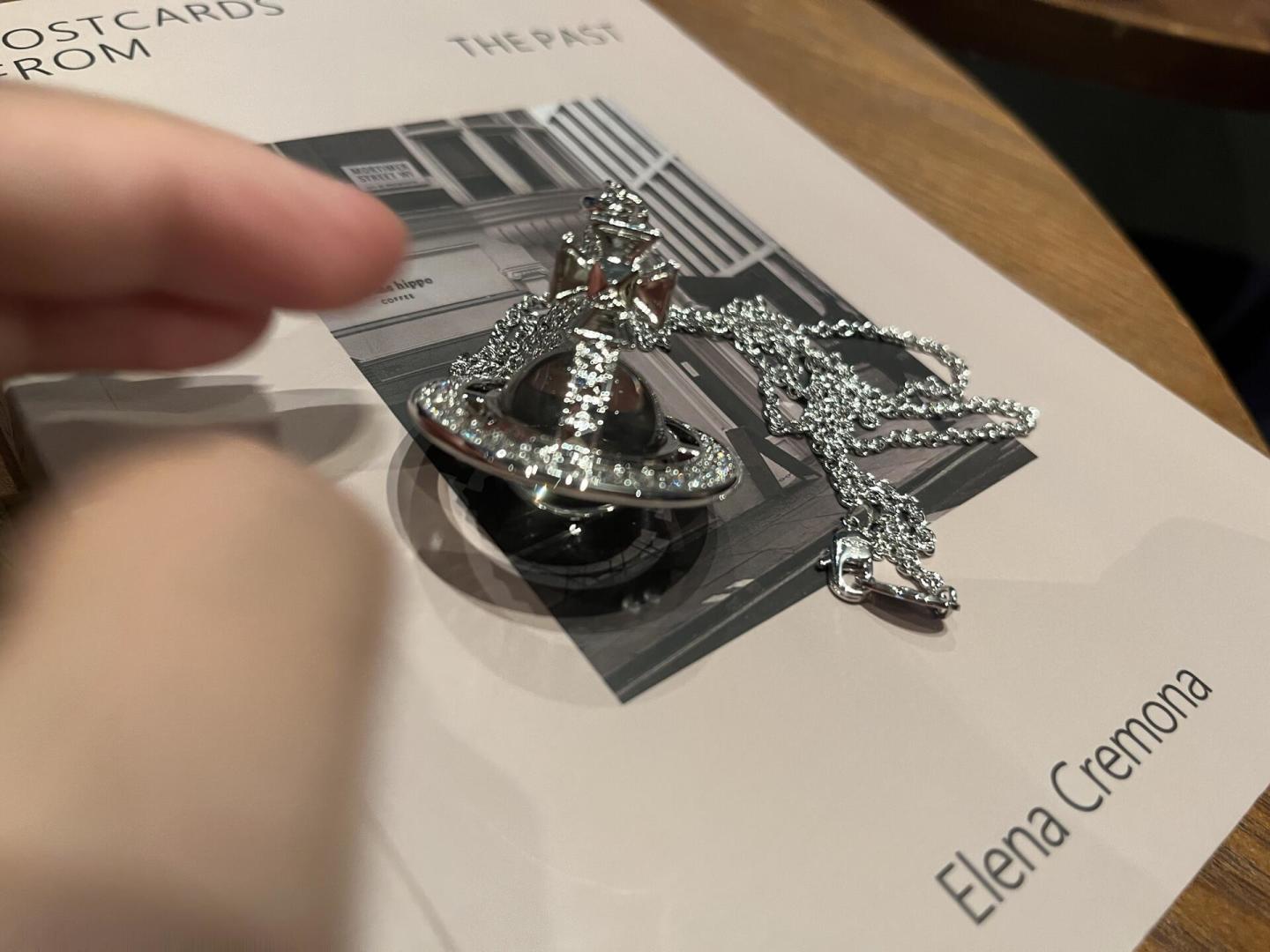 大号vivienne westwood西太后薇薇安💍英国时装设计师，时装的朋克之母！时尚潮流风格，品质强