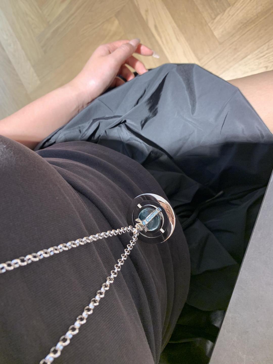 大号vivienne westwood西太后薇薇安💍英国时装设计师，时装的朋克之母！时尚潮流风格，品质强