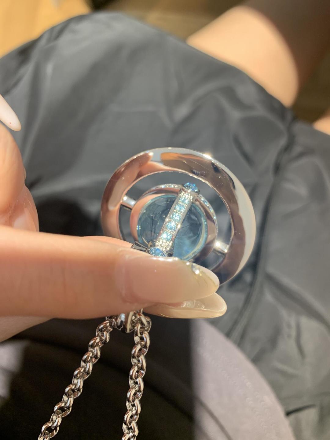 大号vivienne westwood西太后薇薇安💍英国时装设计师，时装的朋克之母！时尚潮流风格，品质强