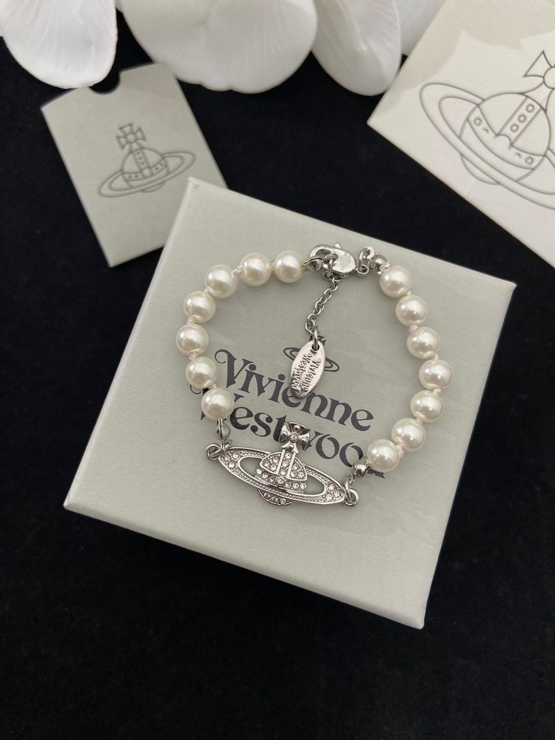  西太后【VivienneWestwood】什么是快乐星球，来，这就是快乐星球！重磅推荐，闭眼入准没错！