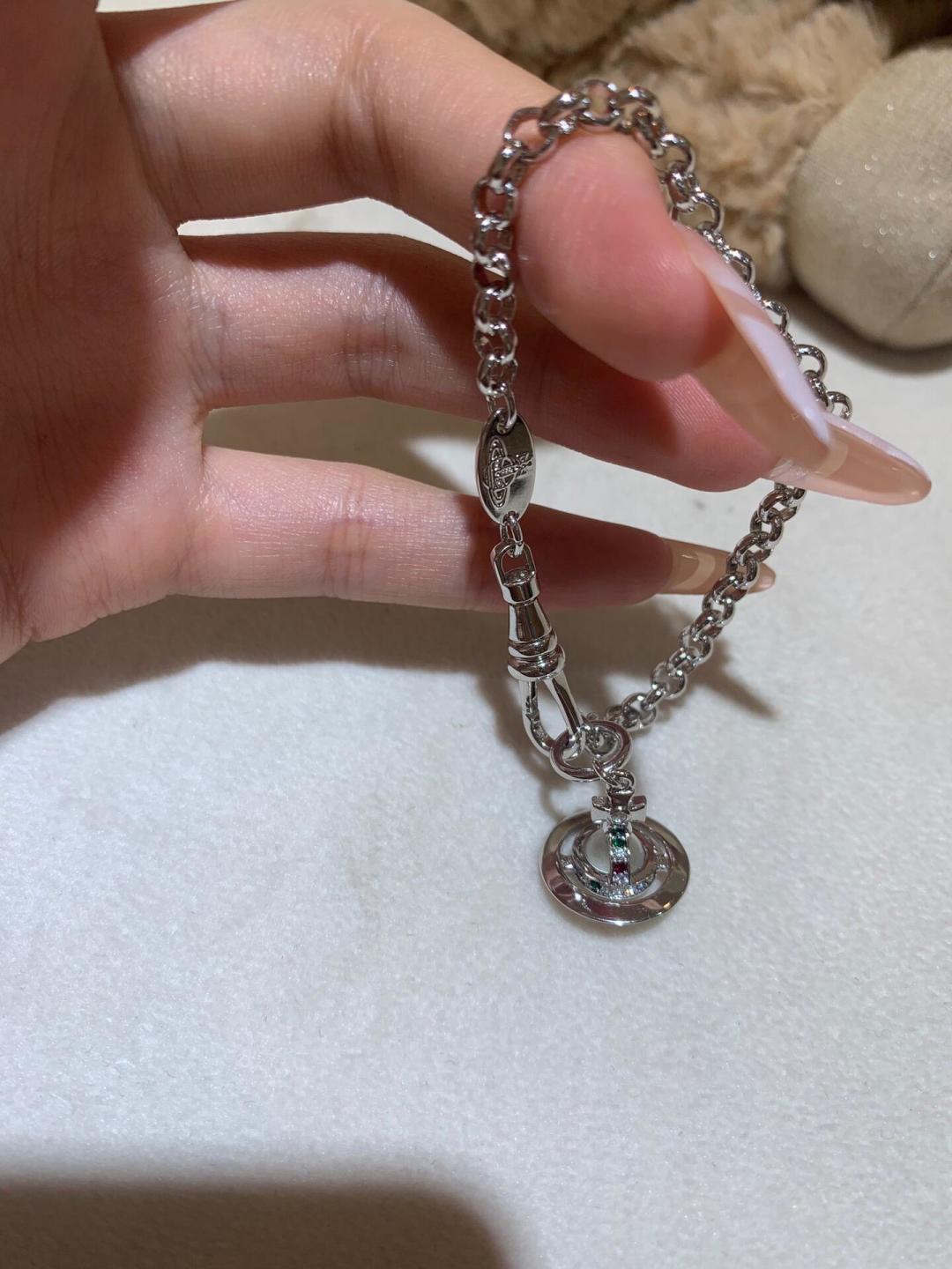  西太后【VivienneWestwood】什么是快乐星球，来，这就是快乐星球！重磅推荐，闭眼入准没错！