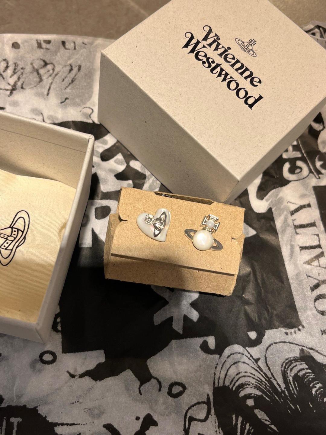  西太后【VivienneWestwood】什么是快乐星球，来，这就是快乐星球！重磅推荐，闭眼入准没错！