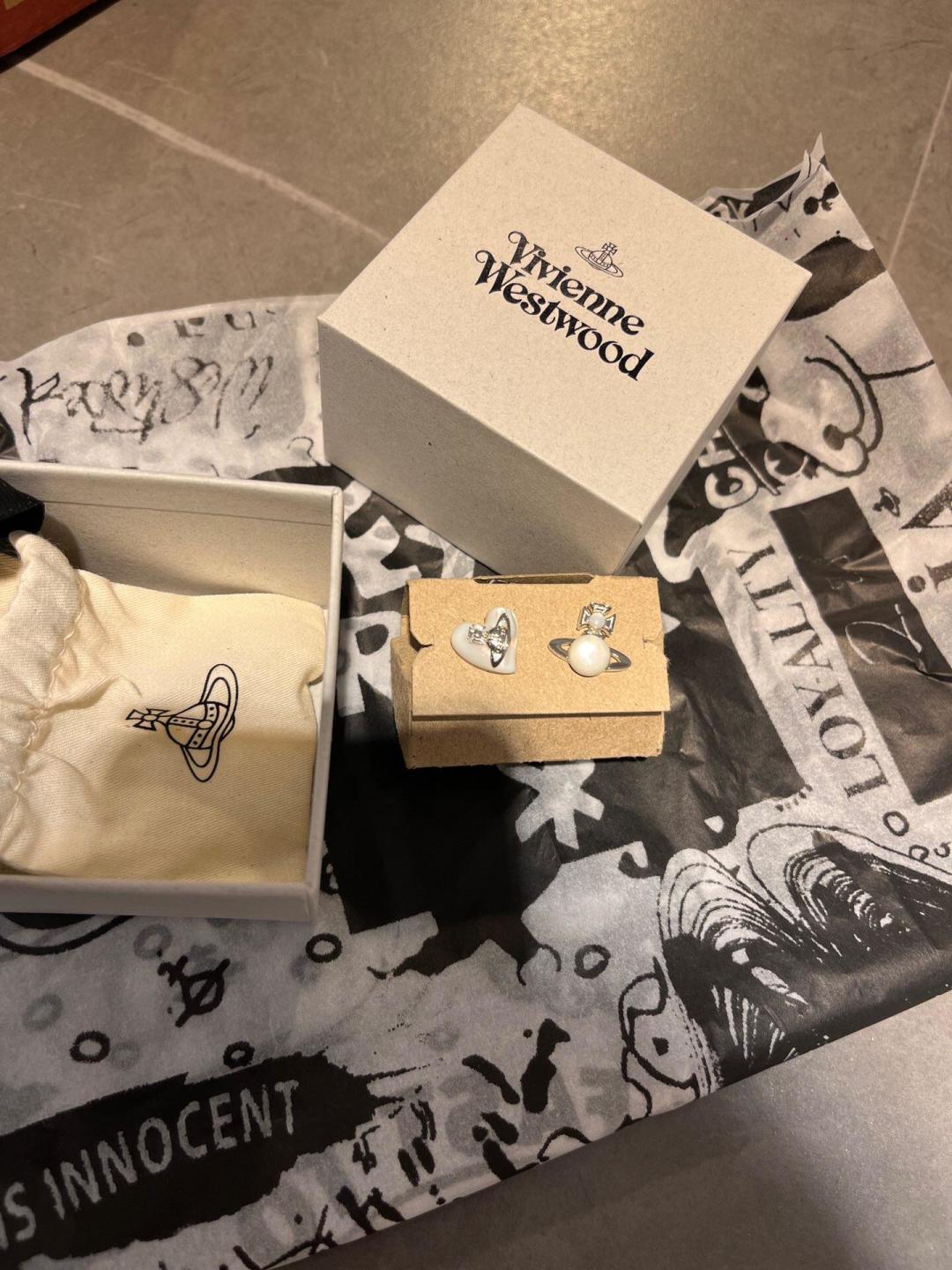  西太后【VivienneWestwood】什么是快乐星球，来，这就是快乐星球！重磅推荐，闭眼入准没错！