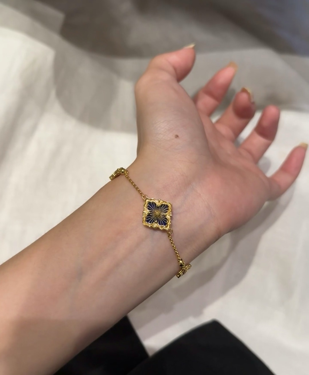 Buccellati V金材质 精工布契拉提蓝珐琅手链