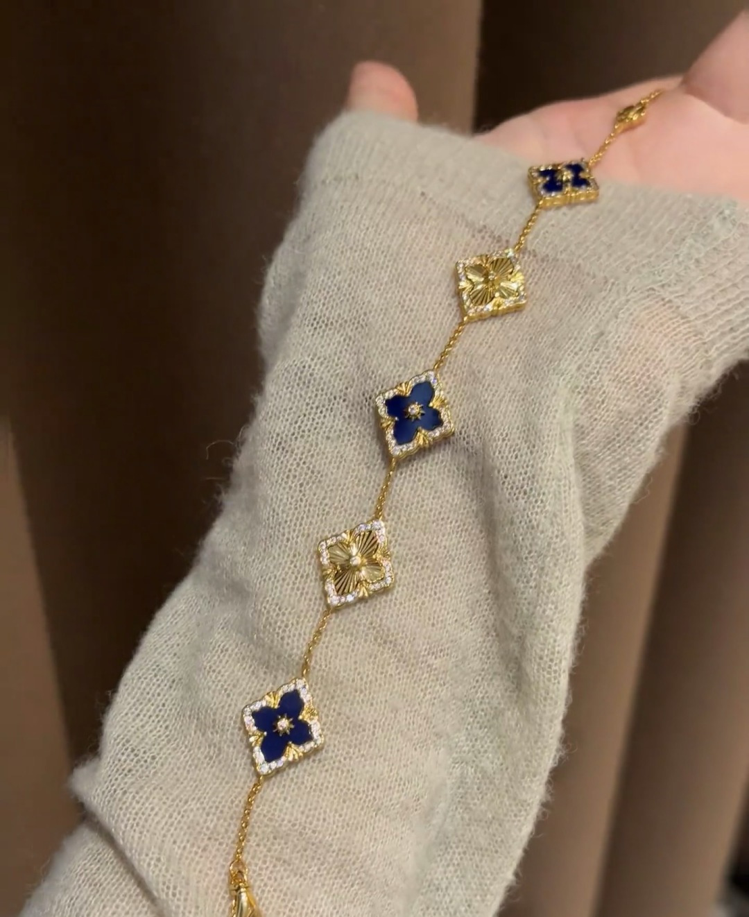 Buccellati V金材质 精工布契拉提蓝玛瑙间镭射手链