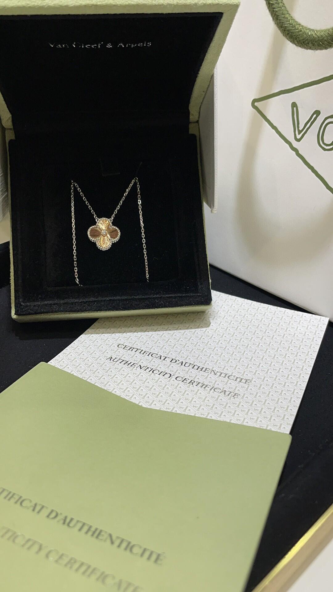 China Replica VCA Jewelry VCAES0406-1274