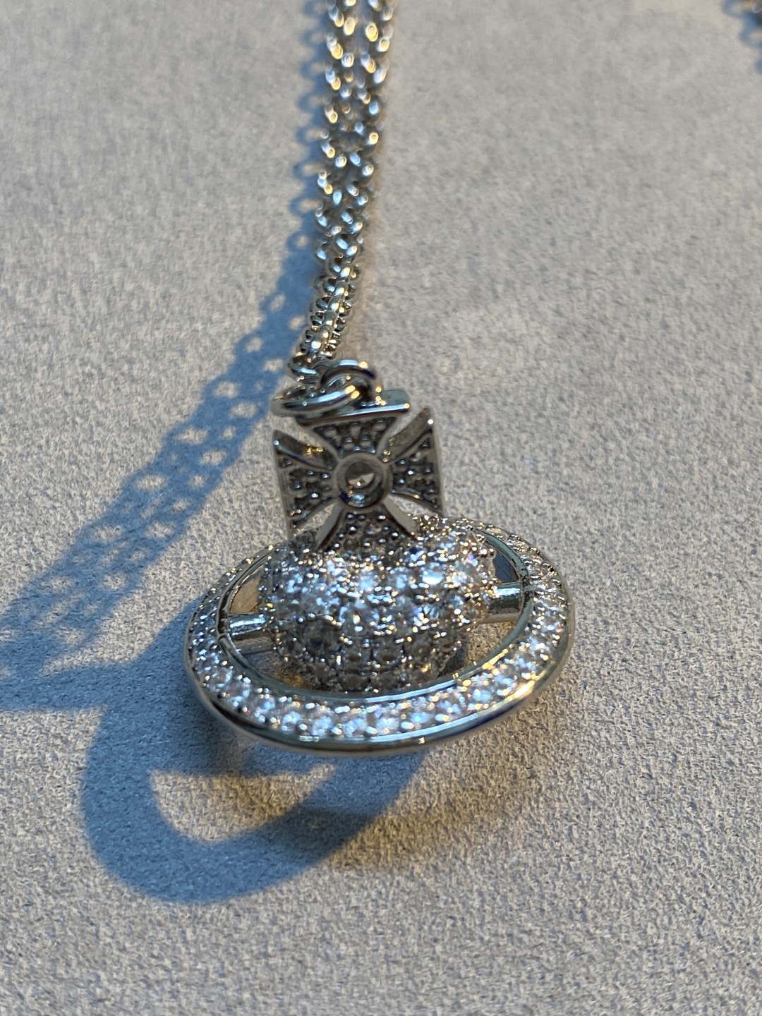  西太后【VivienneWestwood】什么是快乐星球，来，这就是快乐星球！重磅推荐，闭眼入准没错！