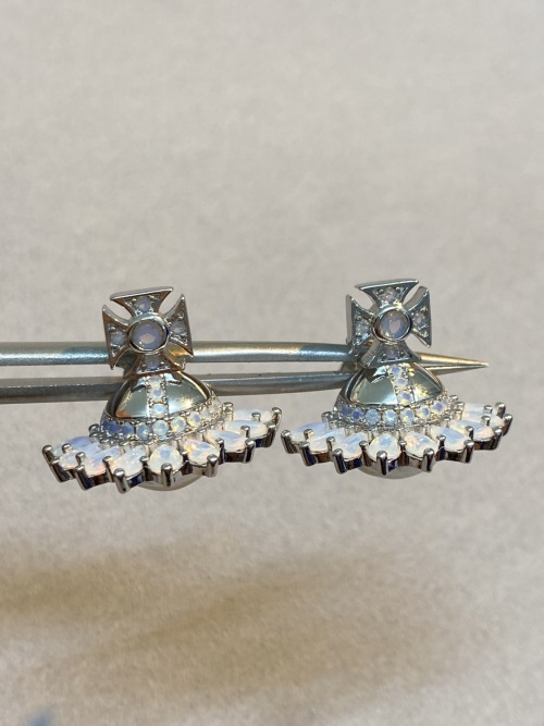 Vivienne Westwood Orb Earrings Silver Tone Crystal Embellished Jewelry 1 Vivienne Westwood Orb Earrings Silver Tone Crystal Embellished Jewelry