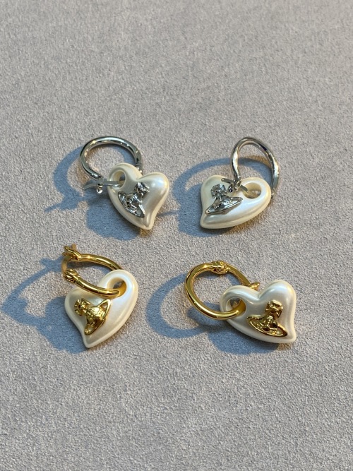Vivienne Westwood Heart Pearl Saturn Earrings - Gold & Silver Accents 1 Vivienne Westwood Heart Pearl Saturn Earrings – Gold & Silver Accents