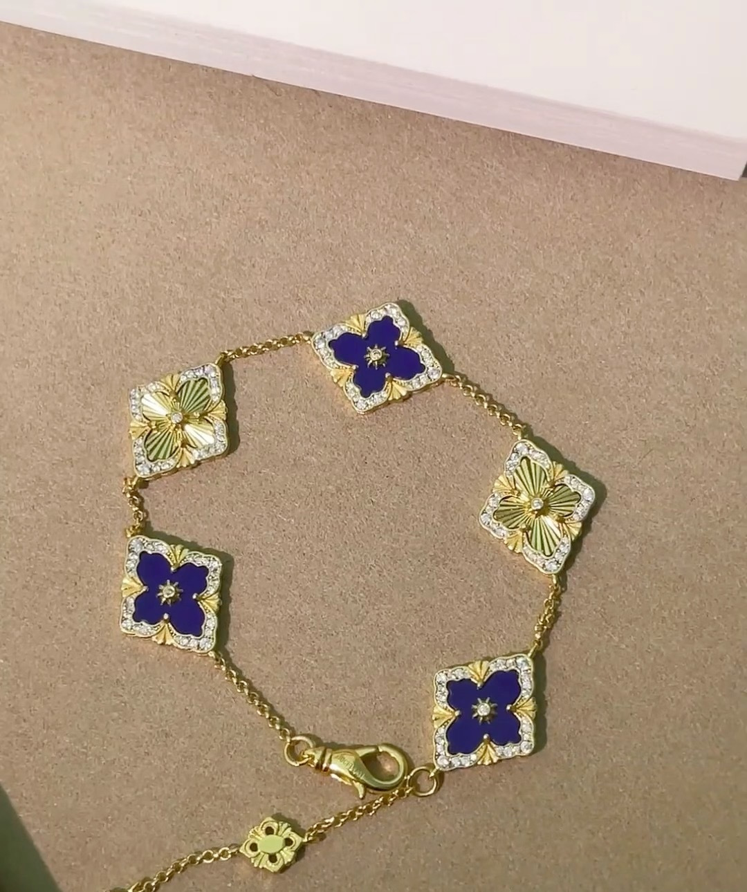 P775 “V” “BUCHILA” BRACELET - 图片 2