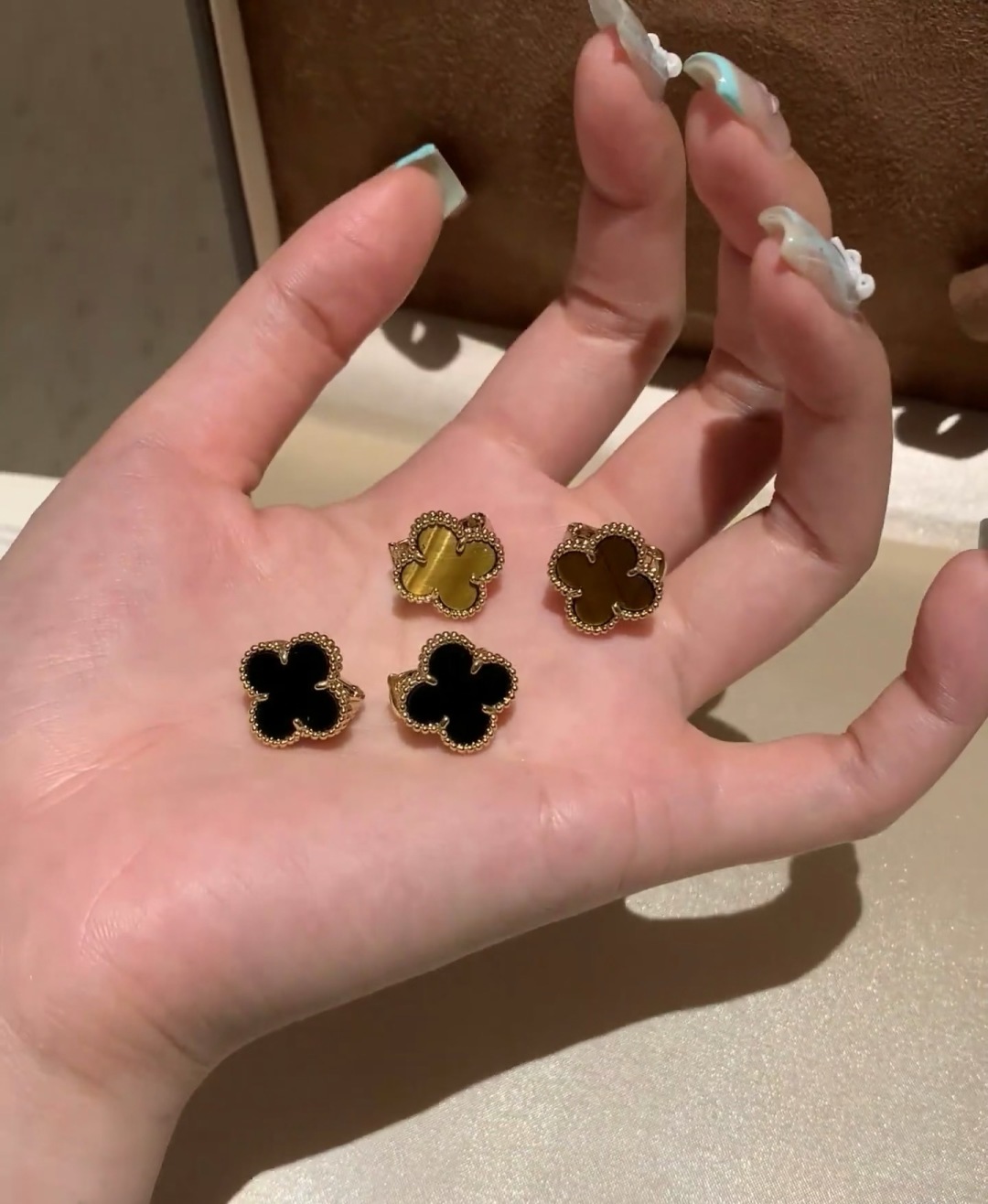 P7000 V-Gold Vca-Standing-Ears - 图片 2