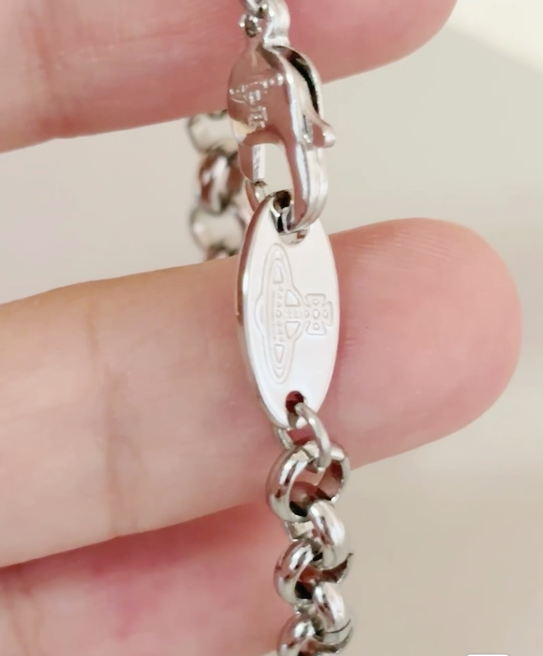  大号vivienne westwood西太后薇薇安💍英国时装设计师，时装的朋克之母！时尚潮流风格，品质