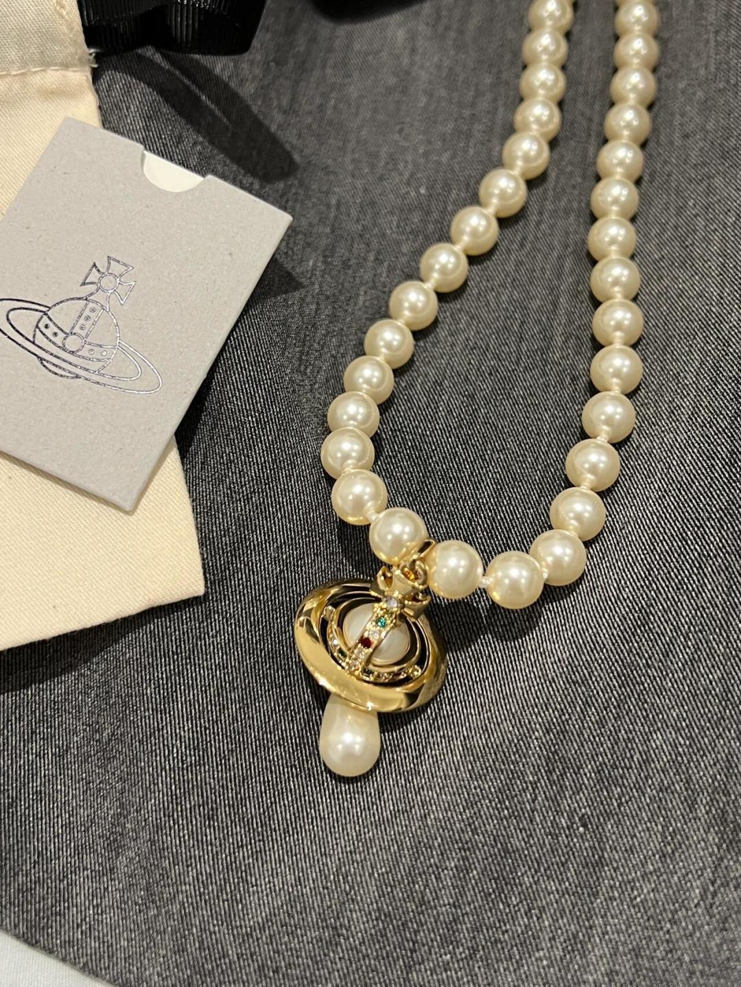 珍珠项链vivienne westwood西太后薇薇安💍英国时装设计师，时装的朋克之母！时尚潮流风格，品