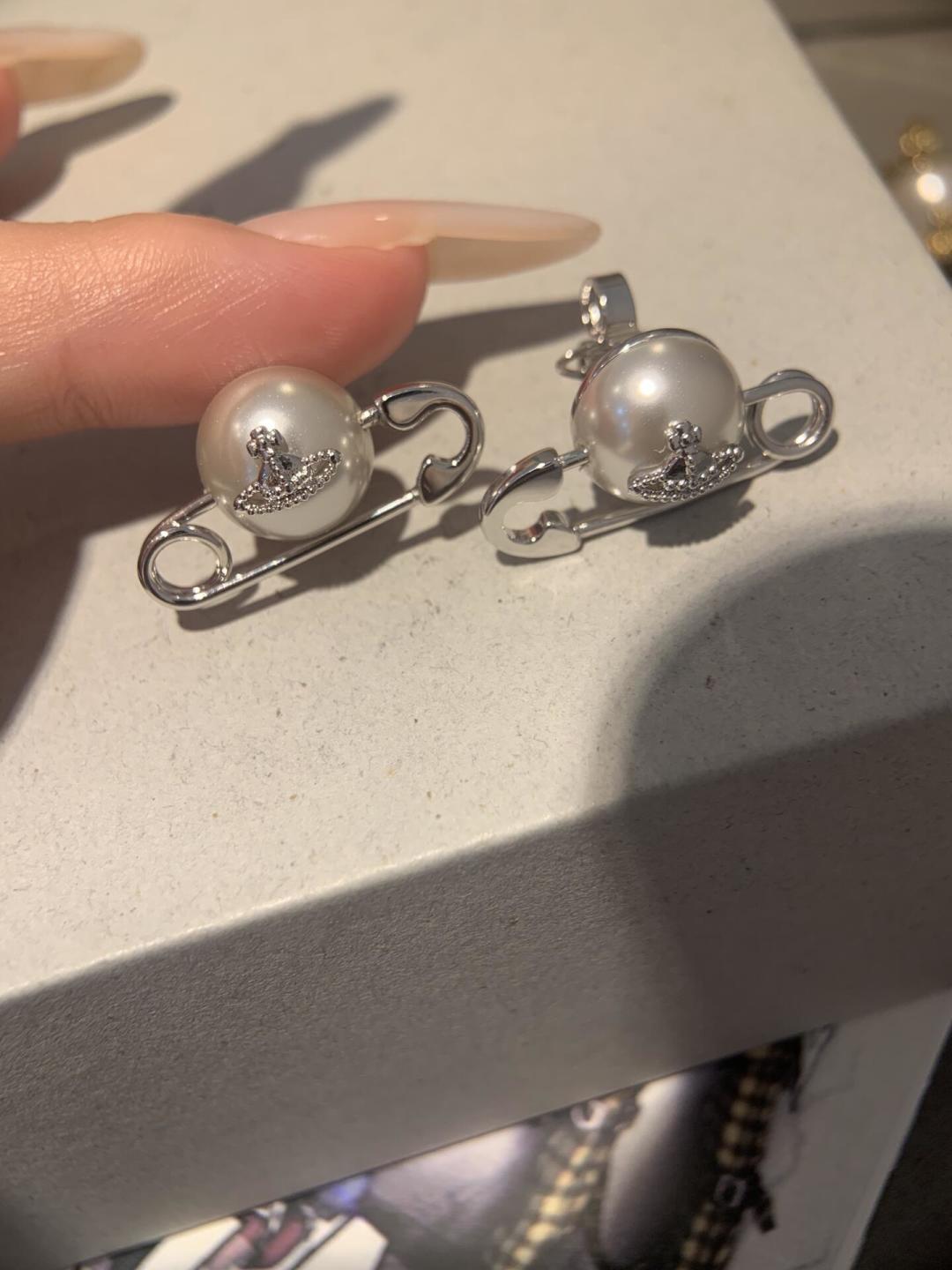 西太后【VivienneWestwood】什么是快乐星球，来，这就是快乐星球！重磅推荐，闭眼入准没错！纯