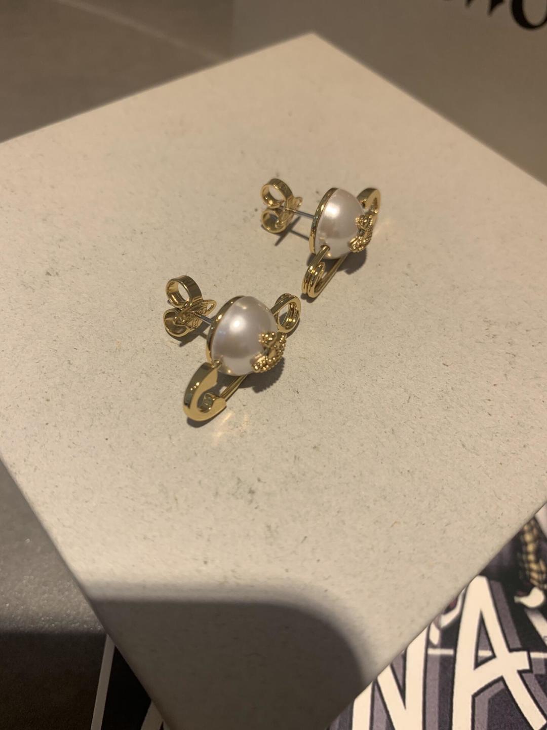 西太后【VivienneWestwood】什么是快乐星球，来，这就是快乐星球！重磅推荐，闭眼入准没错！纯