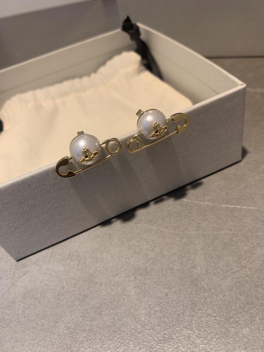 西太后【VivienneWestwood】什么是快乐星球，来，这就是快乐星球！重磅推荐，闭眼入准没错！纯