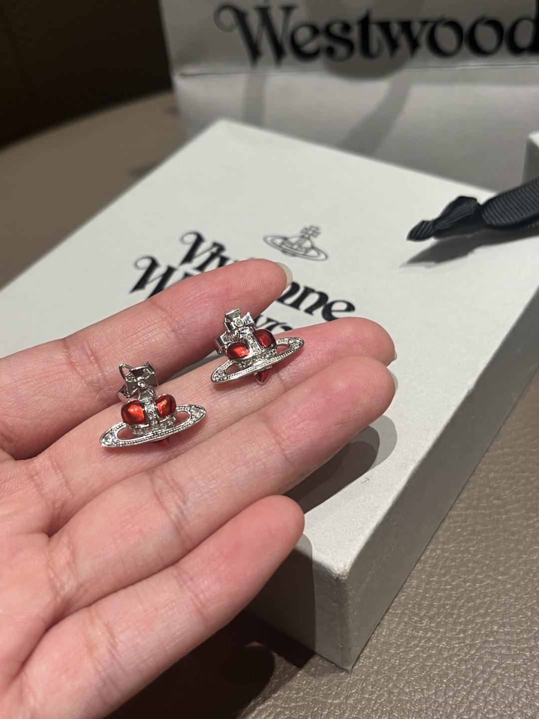 西太后【VivienneWestwood】什么是快乐星球，来，这就是快乐星球！重磅推荐，闭眼入准没错！纯