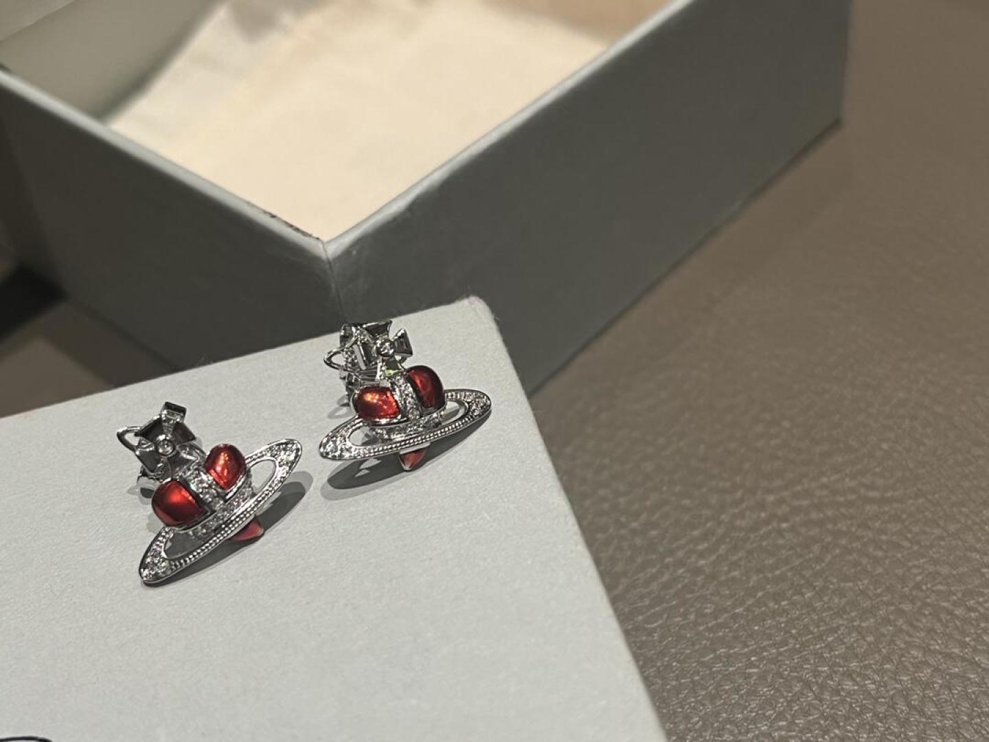 西太后【VivienneWestwood】什么是快乐星球，来，这就是快乐星球！重磅推荐，闭眼入准没错！纯
