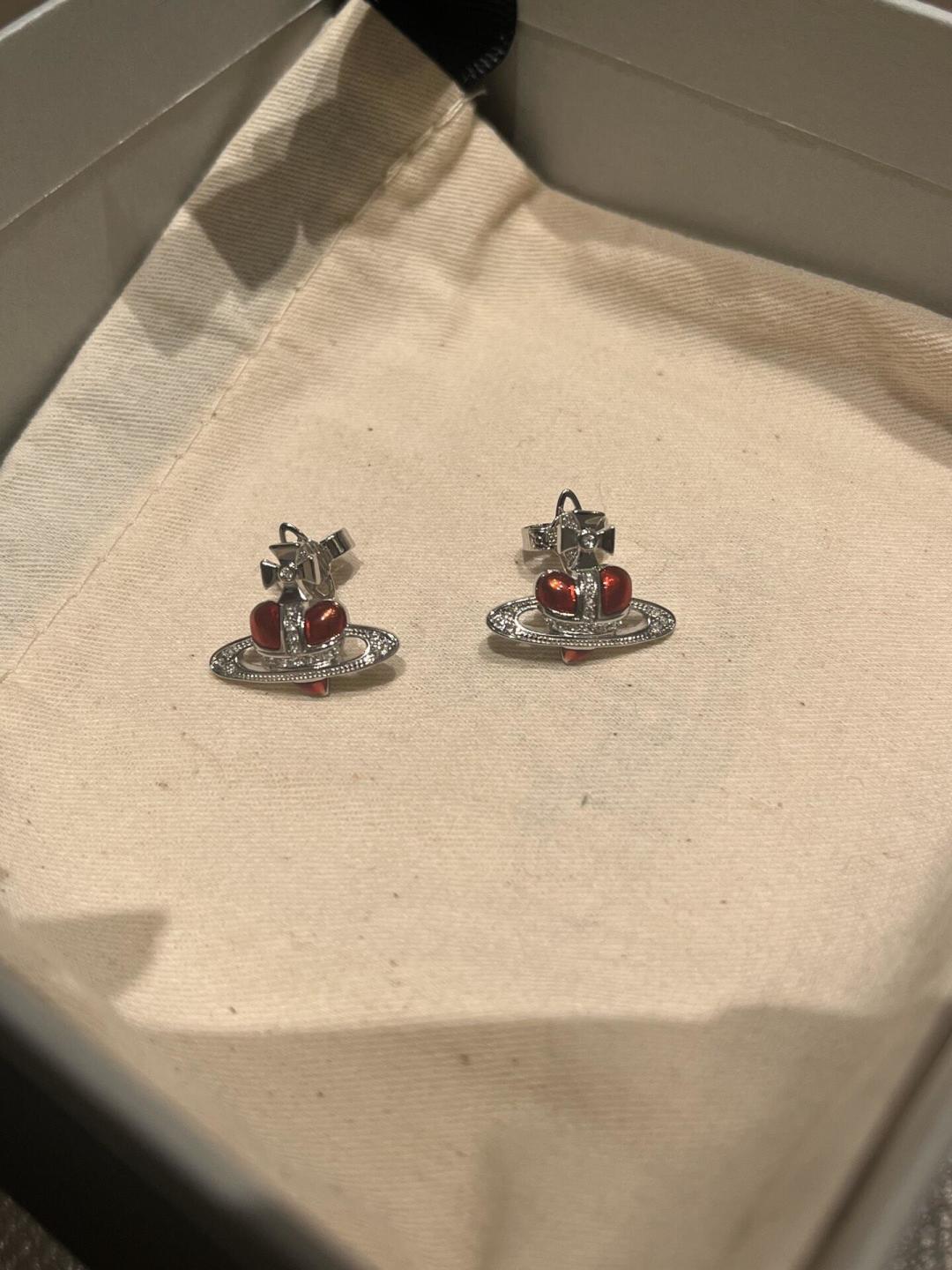 西太后【VivienneWestwood】什么是快乐星球，来，这就是快乐星球！重磅推荐，闭眼入准没错！纯