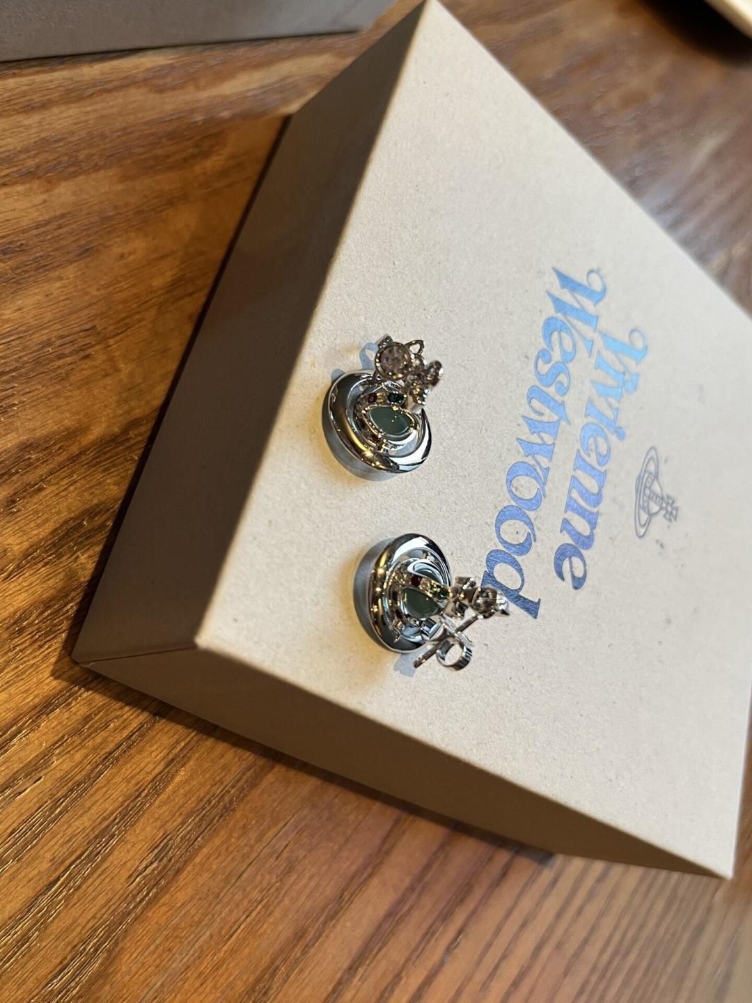 西太后【VivienneWestwood】什么是快乐星球，来，这就是快乐星球！重磅推荐，闭眼入准没错！纯