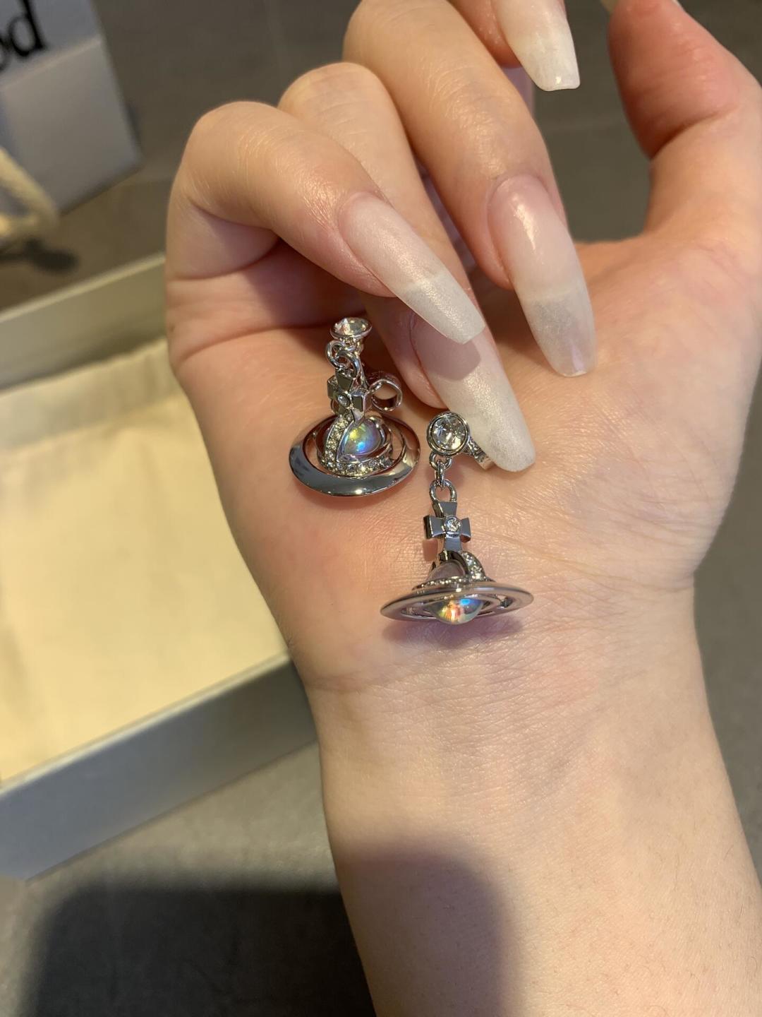 西太后【VivienneWestwood】什么是快乐星球，来，这就是快乐星球！重磅推荐，闭眼入准没错！纯