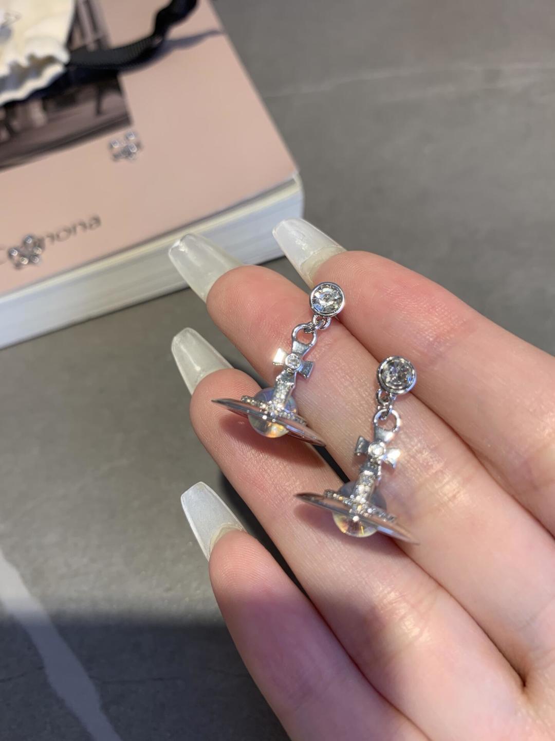 西太后【VivienneWestwood】什么是快乐星球，来，这就是快乐星球！重磅推荐，闭眼入准没错！纯