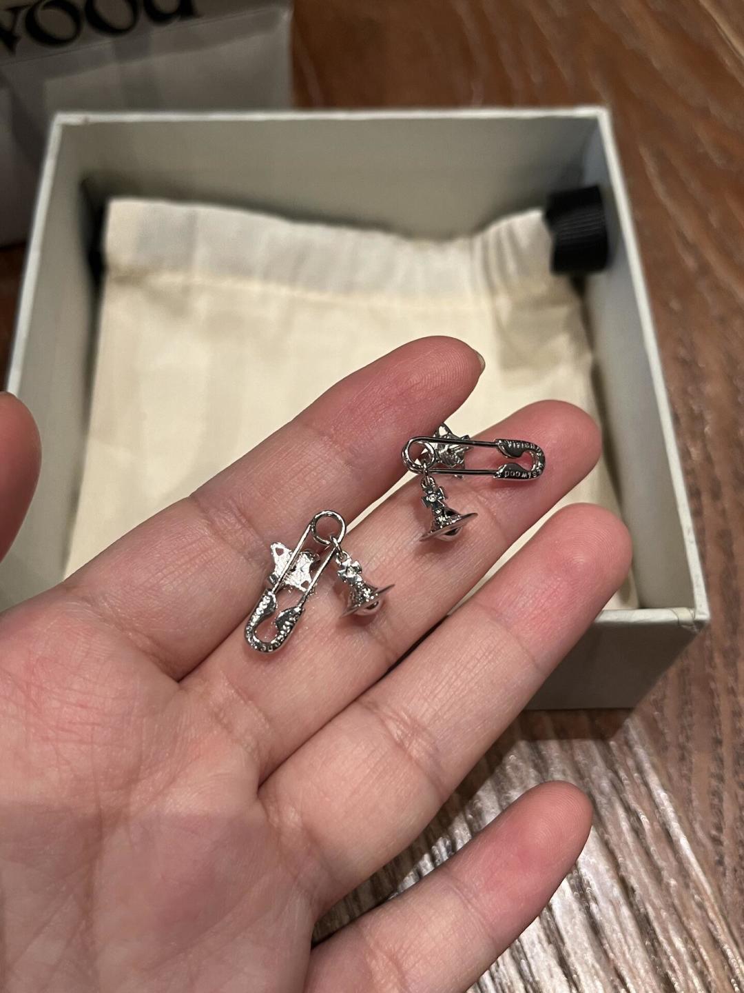 西太后【VivienneWestwood】什么是快乐星球，来，这就是快乐星球！重磅推荐，闭眼入准没错！纯
