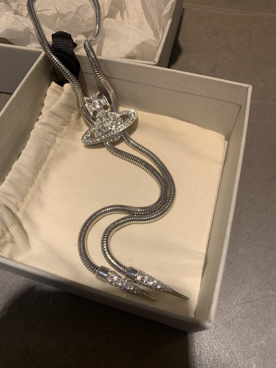 西太后【VivienneWestwood】什么是快乐星球，来，这就是快乐星球！重磅推荐，闭眼入准没错！纯