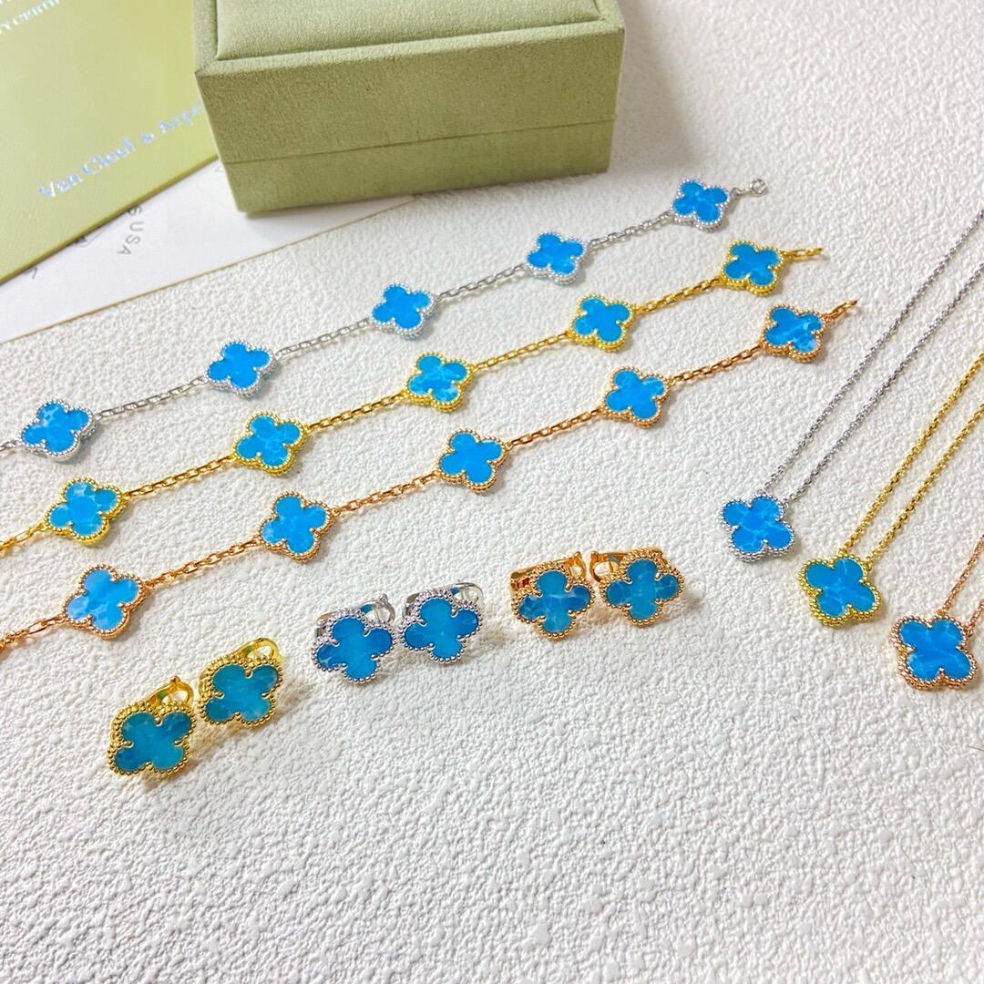 Material V gold, VCA Van Cleef & Arpels nuevo brazalete de cinco flores de piedra marina