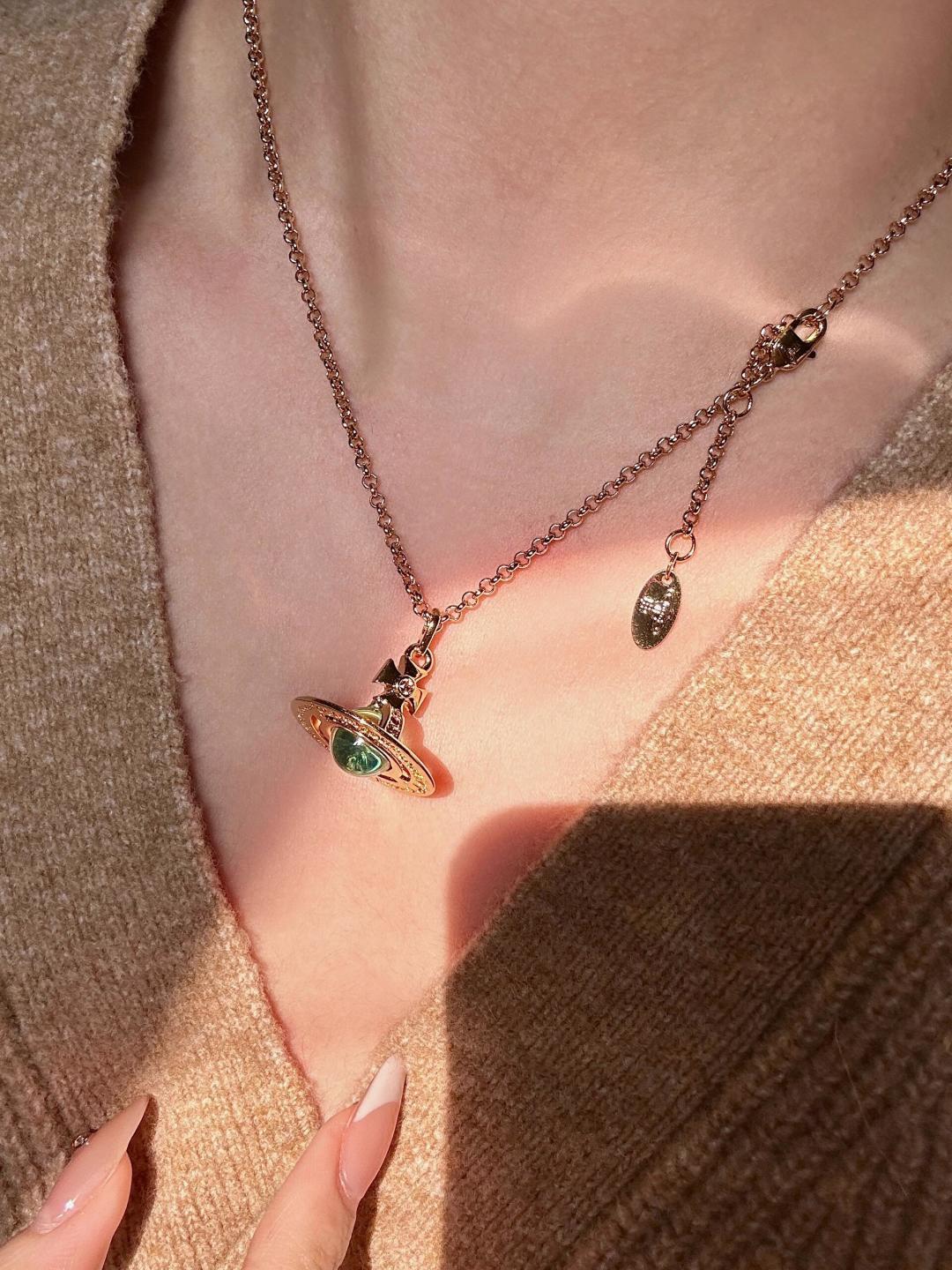 中号西太后【VivienneWestwood】什么是快乐星球，来，这就是快乐星球！重磅推荐，闭眼入准没错