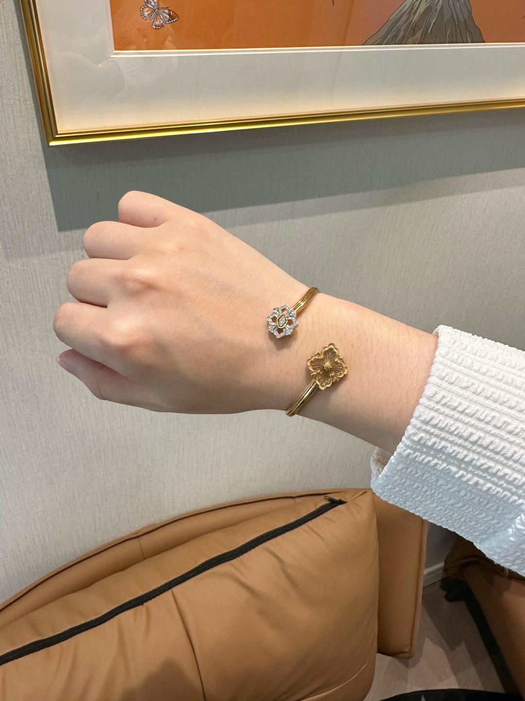 Buccellati V金材质布契拉提白贝母手镯