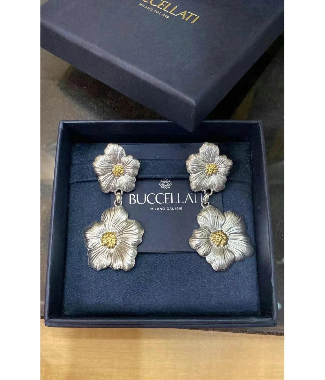 Buccellati V金材质布契拉提双花耳环