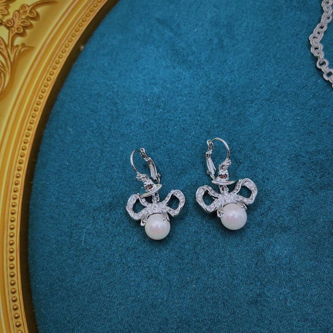 Vivienne Westwood 耳环西太后【VivienneWestwood】什么是快乐星球