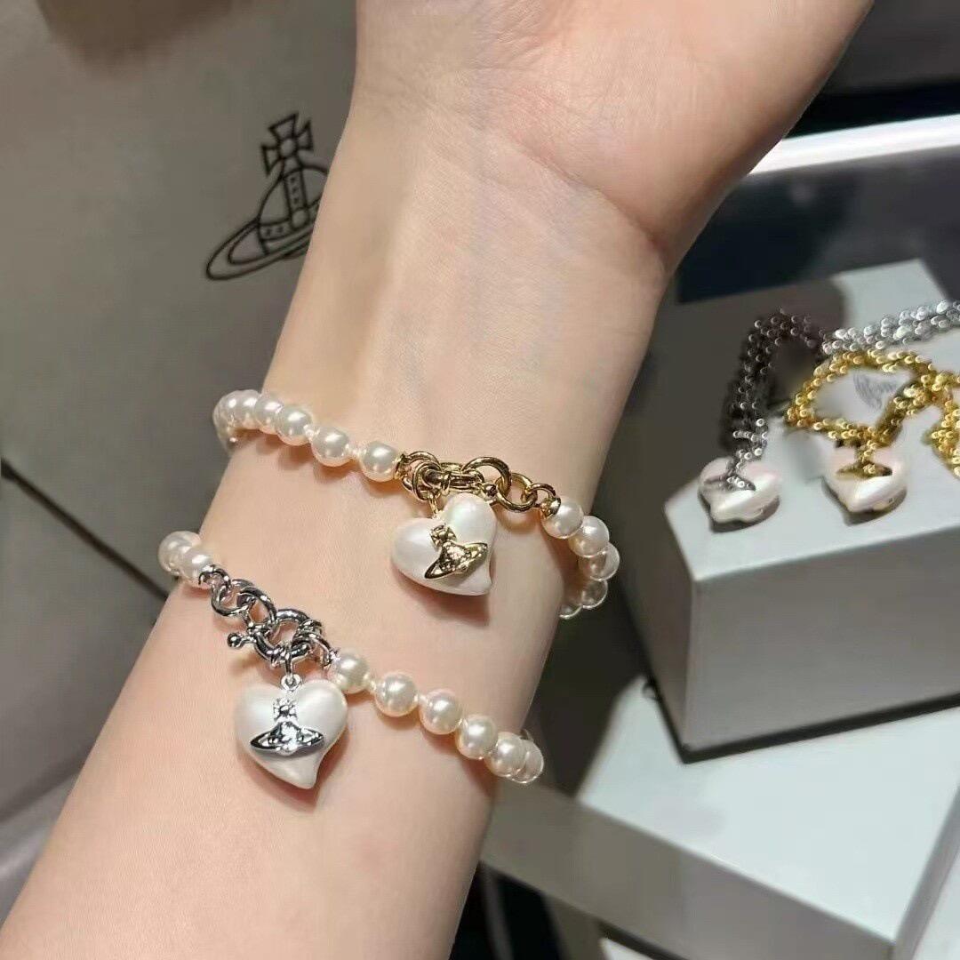 Vivienne Westwood 西太后【VivienneWestwood】什么是快乐星球