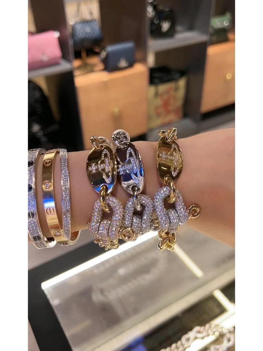 Vivienne Westwood 珍珠手链西太后【VivienneWestwood】什么是快乐星球 来