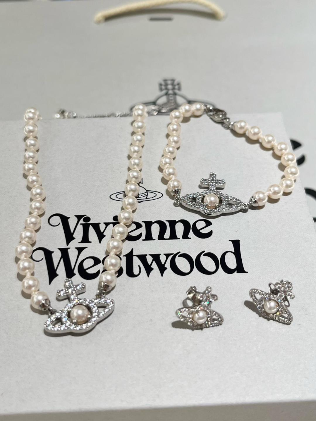 Vivienne Westwood 珍珠项链西太后【VivienneWestwood】什么是快乐星球 来