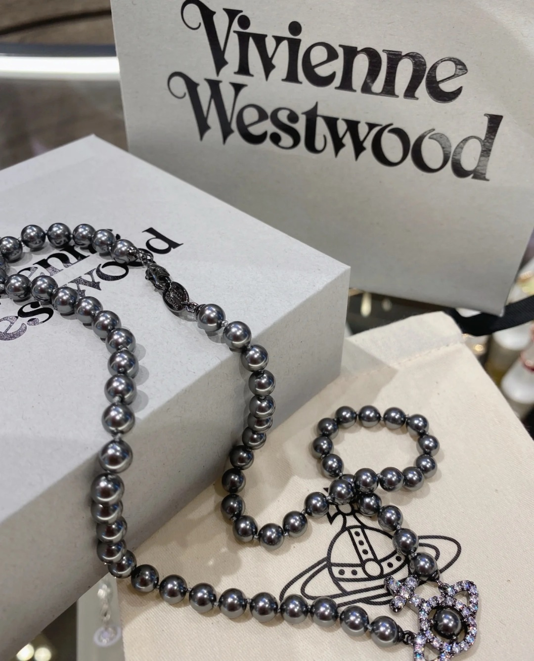 Vivienne Westwood 珍珠项链西太后【VivienneWestwood】什么是快乐星球 来