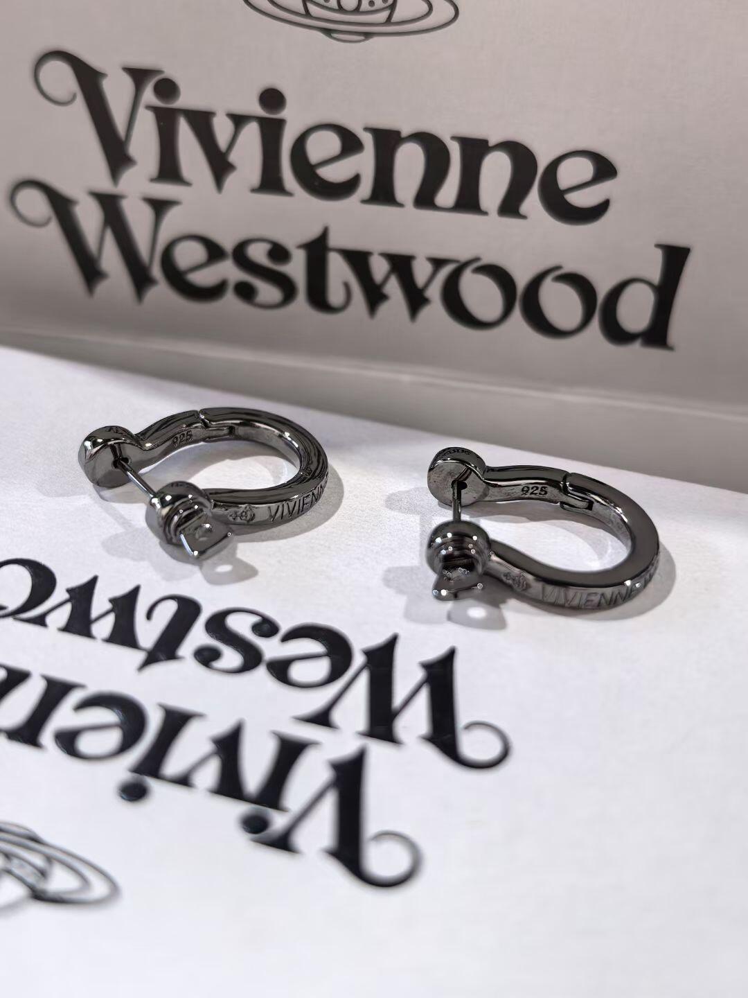 Vivienne Westwood 西太后【VivienneWestwood】什么是快乐星球 来 这就是快乐星球 重磅推荐