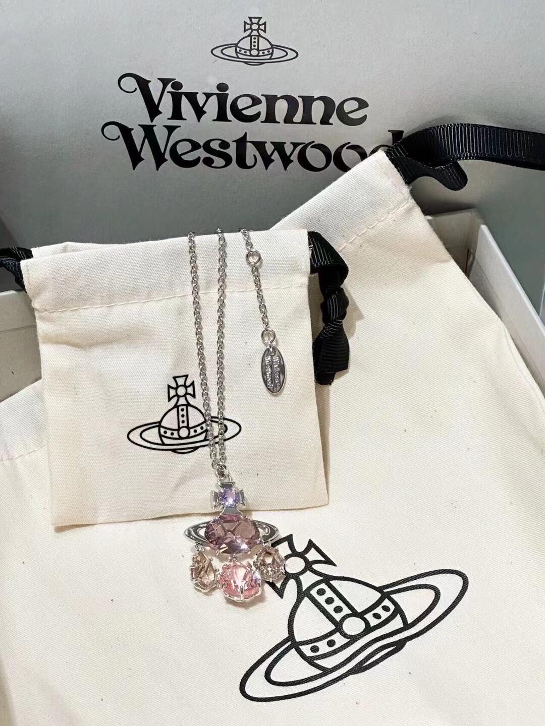 VivienneWestwood nice yyds