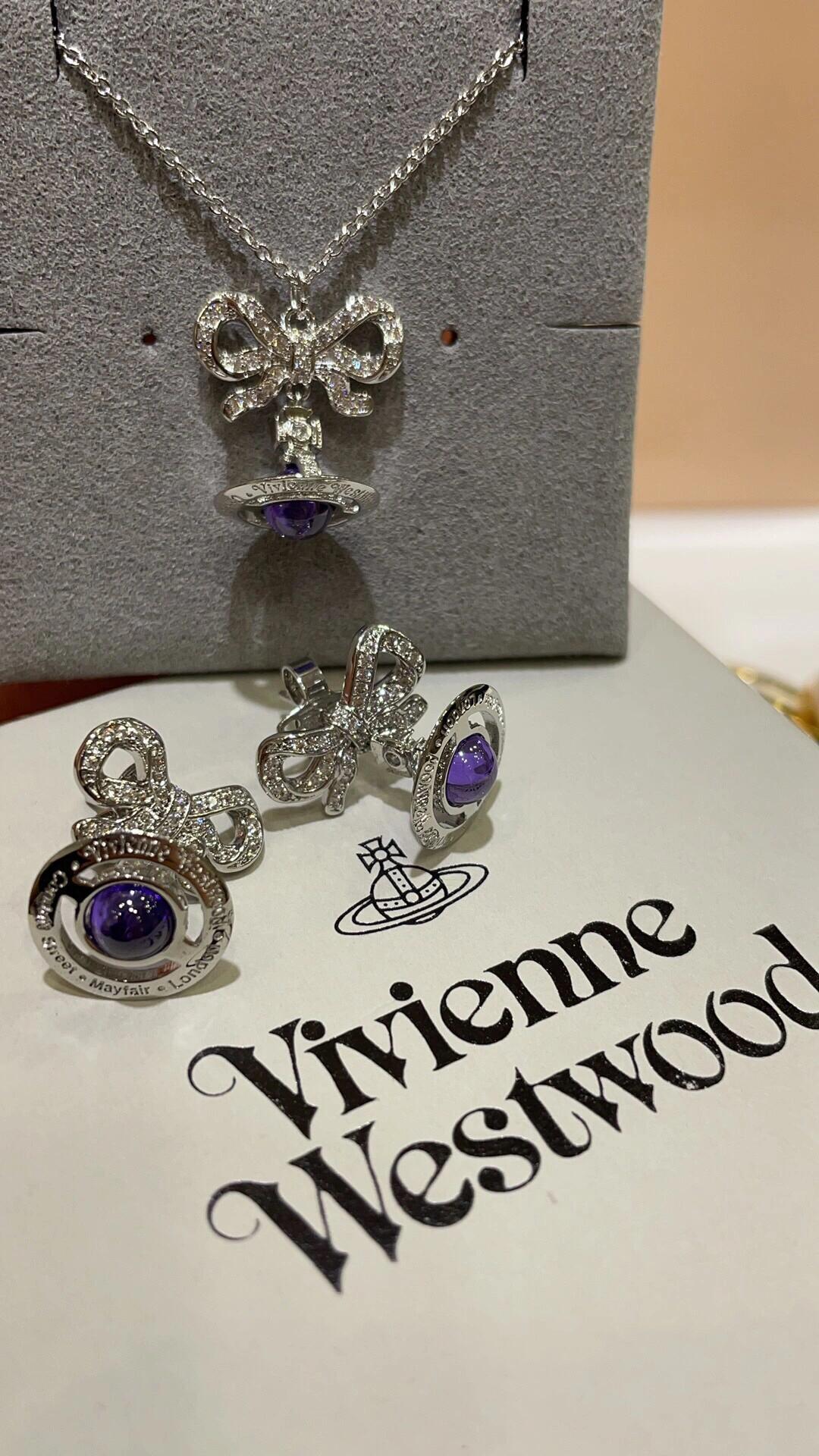 西太后 vivienne闭眼‮准入‬没错！纯‮王粹‬冠球‮经是‬典的象征，闪‮土耀‬星环勾‮未勒‬来波光
