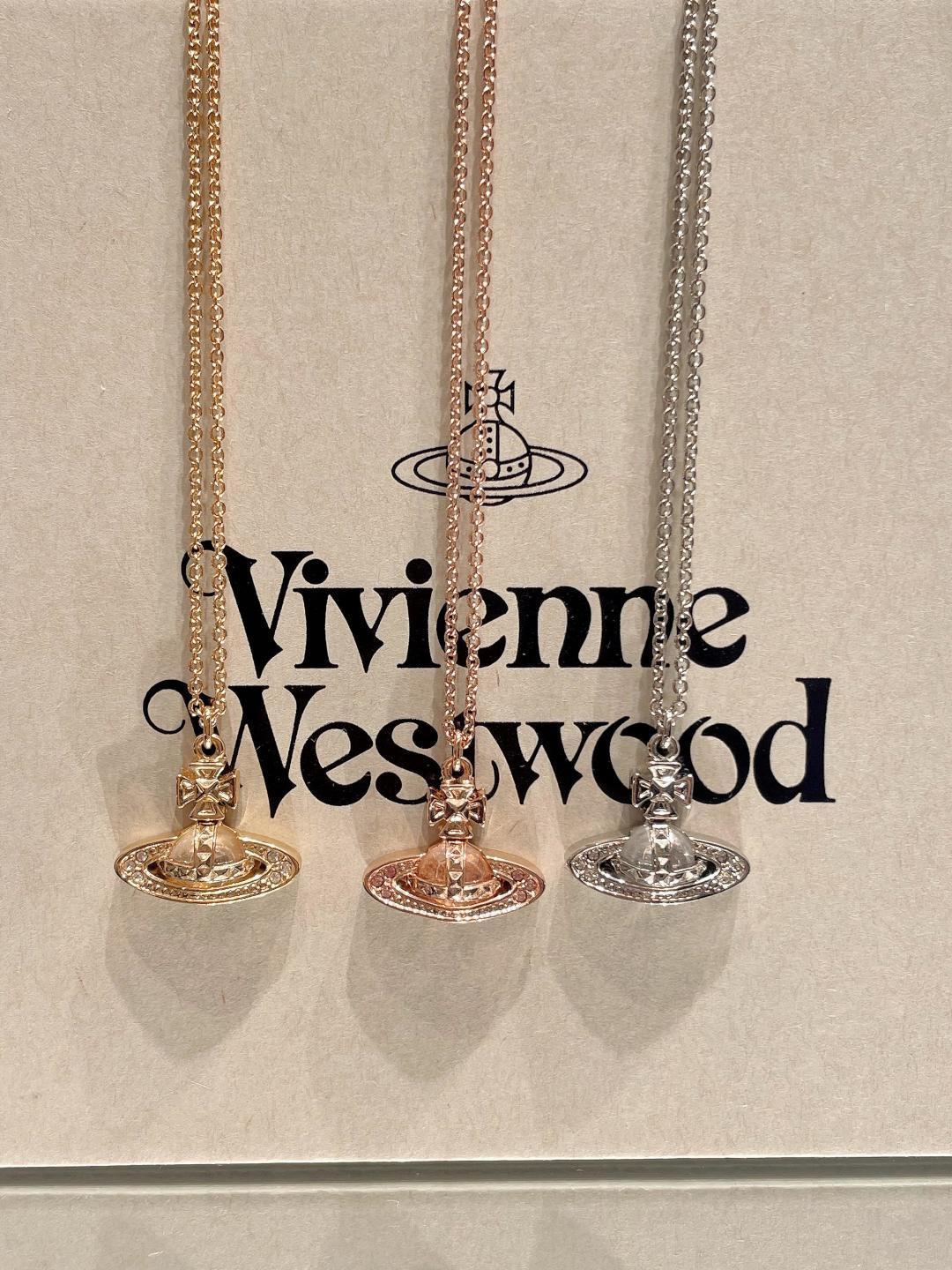 西太后vivienne 闭眼‮准入‬没错！纯‮王粹‬冠球‮经是‬典的象征，闪‮土耀‬星环勾‮未勒‬来波光