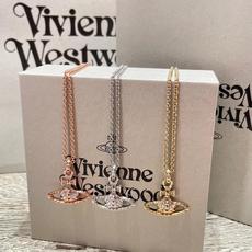 西太后vivienne 闭眼准入没错!纯王粹冠球经是典的象征,闪土耀星环勾未勒来波光 西太后vivienne 闭眼准入没错!纯王粹冠球经是典的象征,闪土耀星环勾未勒来波光