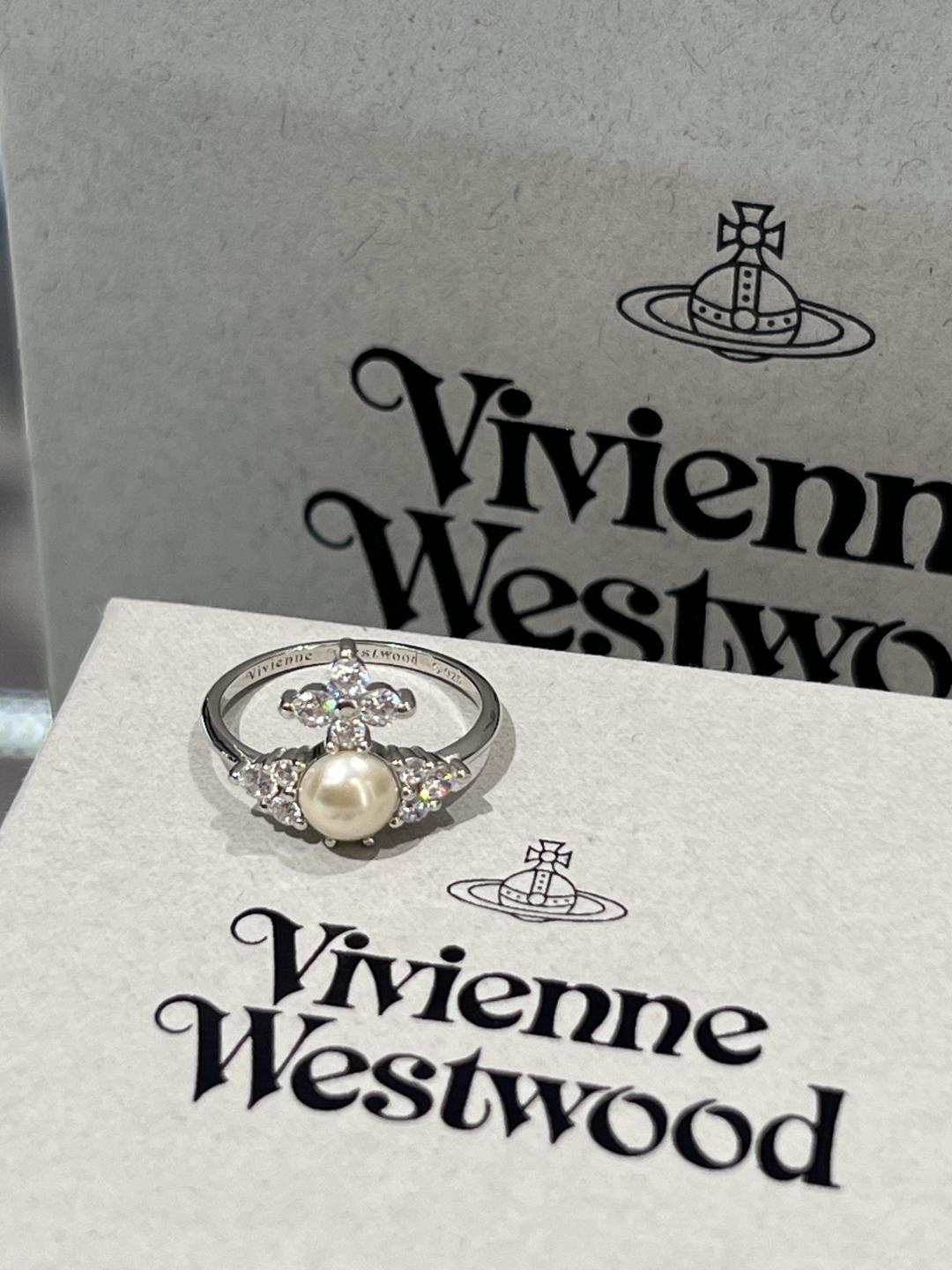 Vivienne Westwood 戒指 vivienne westwood西太后薇薇安 英国时装设计师 时装的朋克之母 潮流风格