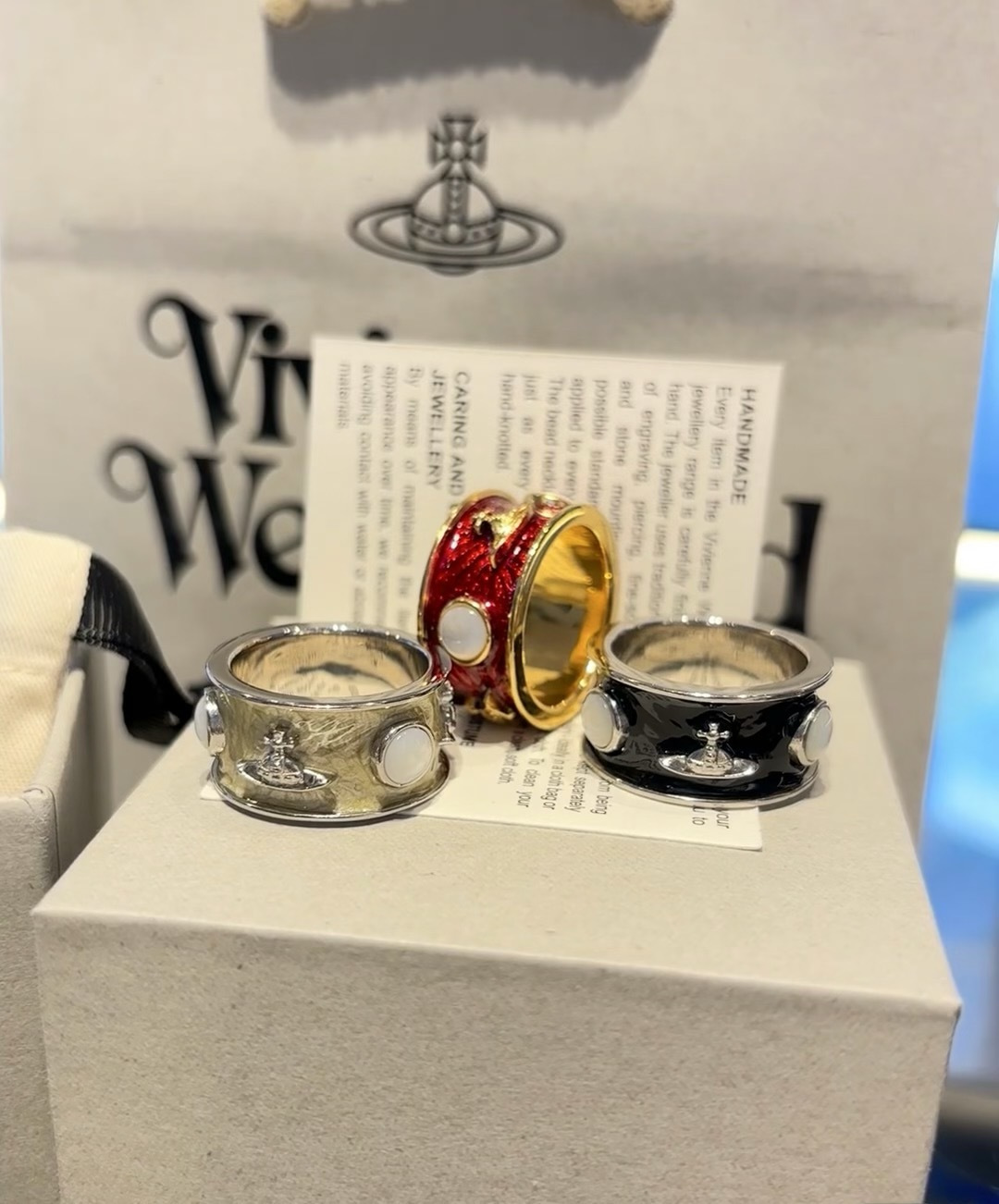 vivienne westwood西太后薇薇安💍英国时装设计师，时装的朋克之母！时尚潮流风格，品质强大，