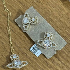 西太后【VivienneWestwood】什么是快乐星球,来,这就是快乐星球!重磅推荐,闭眼入准没错!纯 西太后【VivienneWestwood】什么是快乐星球,来,这就是快乐星球!重磅推荐,闭眼入准没错!纯