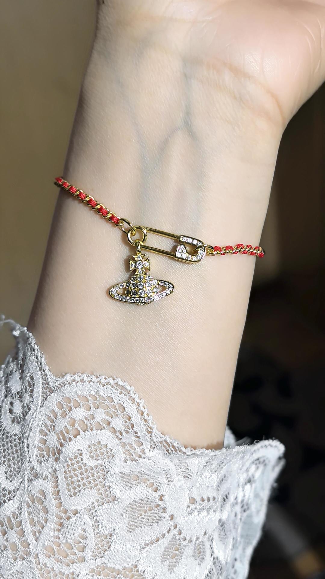 西太后【VivienneWestwood】什么是快乐星球，来，这就是快乐星球！重磅推荐，闭眼入准没错！纯