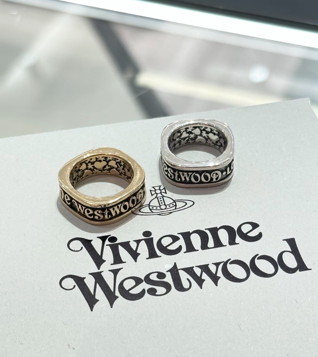西太后【VivienneWestwood】什么是快乐星球，来，这就是快乐星球！重磅推荐，闭眼入准没错！纯