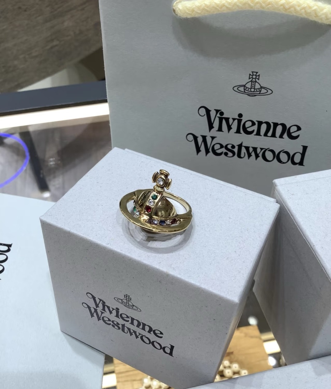西太后【VivienneWestwood】什么是快乐星球，来，这就是快乐星球！重磅推荐，闭眼入准没错！纯