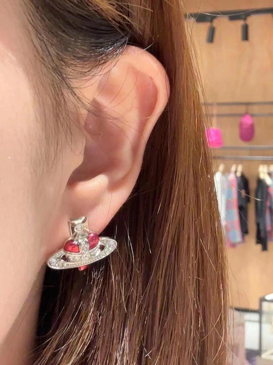 西太后【VivienneWestwood】什么是快乐星球，来，这就是快乐星球！重磅推荐，闭眼入准没错！纯