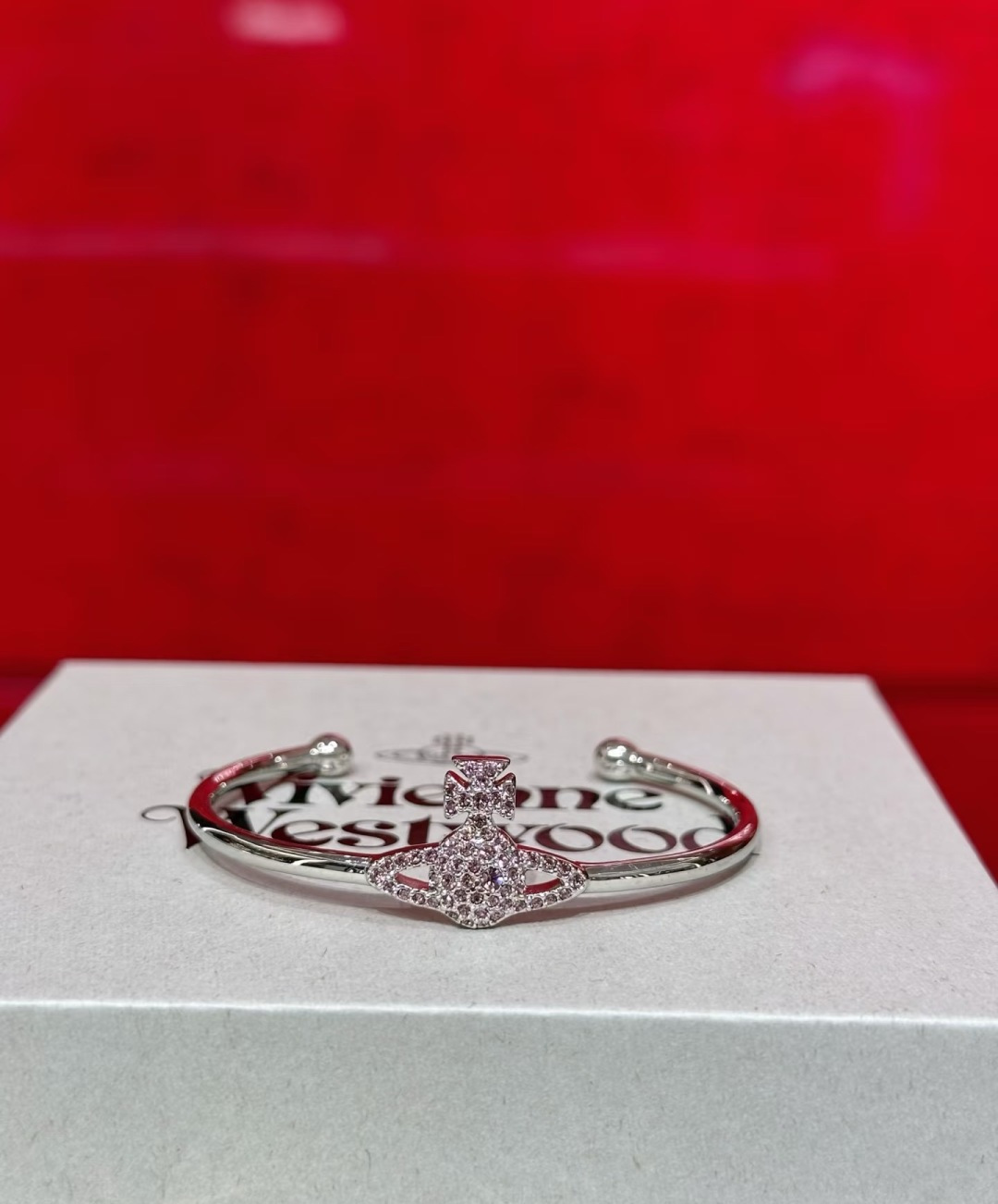 西太后【VivienneWestwood】什么是快乐星球，来，这就是快乐星球！重磅推荐，闭眼入准没错！纯